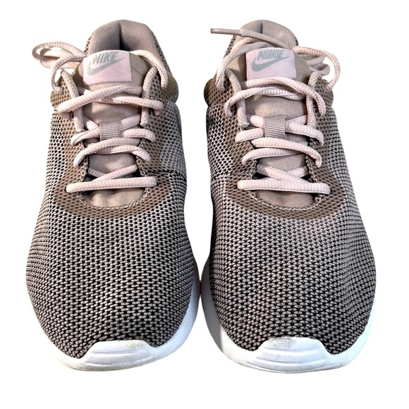 NIKE Tanjun Lightweight & Breathable Sneakers for Women, Rose/Silver, Size 9 - Picture 6 of 8
